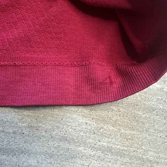 Lululemon Womens Red Racerback Pullover Athletic Tank Top Built In Bra sz 4 - Picture 2 of 4